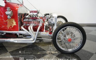 Unknown-T-bucket-1924-Red-Black-33