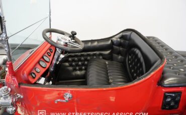 Unknown-T-bucket-1924-Red-Black