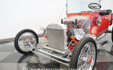 Unknown-T-bucket-1924-Red-Black-4