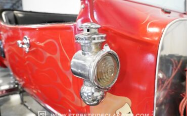 Unknown-T-bucket-1924-Red-Black-45