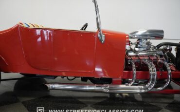 Unknown-T-bucket-1927-Red-Tan-19