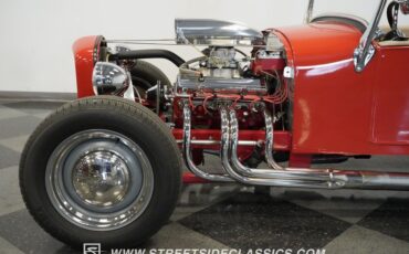 Unknown-T-bucket-1927-Red-Tan-31