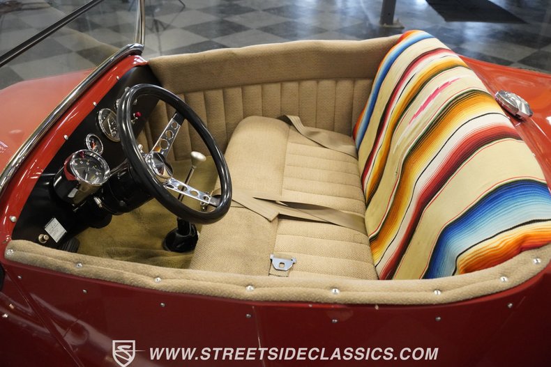 Unknown-T-bucket-1927-Red-Tan-37