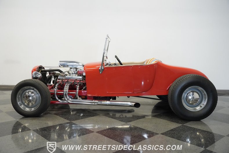 Unknown-T-bucket-1927-Red-Tan