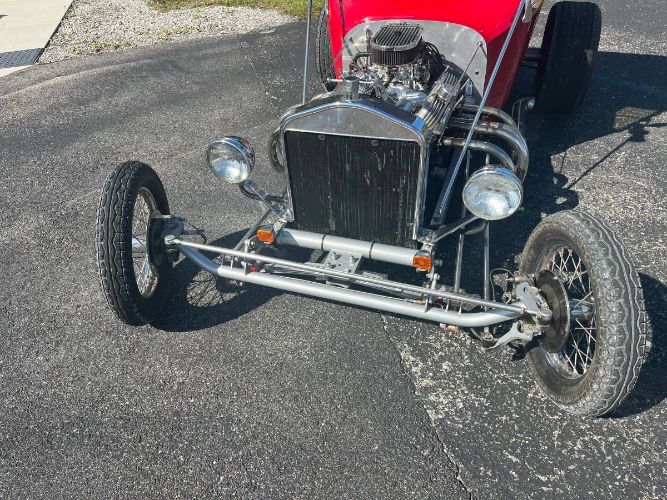 Unknown-T-bucket-1932-Red-1