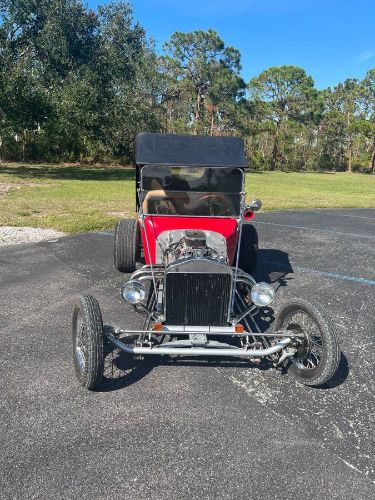 Unknown-T-bucket-1932-Red-11