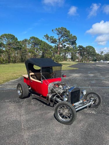 Unknown-T-bucket-1932-Red-7