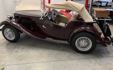 Unknown-Td-1951-BurgundyTan-Top-Tan-4