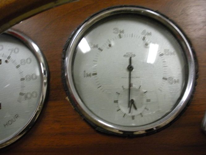 Unknown-Td-1951-BurgundyTan-Top-Tan-6