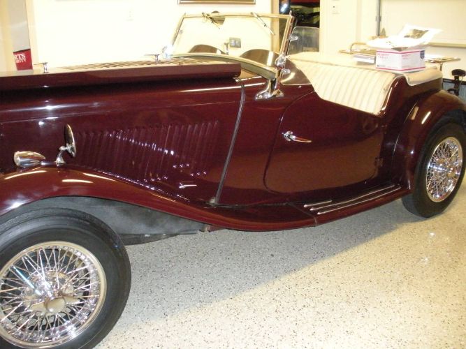 Unknown-Td-1951-BurgundyTan-Top-Tan-8