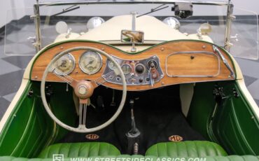 Unknown-Td-1952-Beige-Green-42