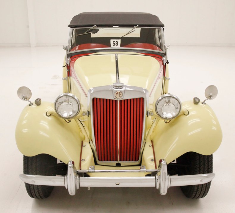 Unknown-Td-1952-Pale-Yellow-Red-10