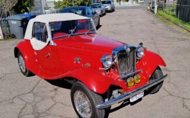 Unknown-Td-1952-Red-11