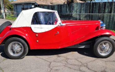 Unknown-Td-1952-Red-2