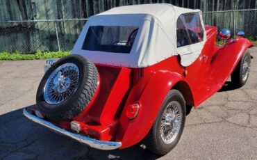 Unknown-Td-1952-Red-3