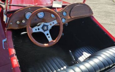 Unknown-Td-1952-Red-4