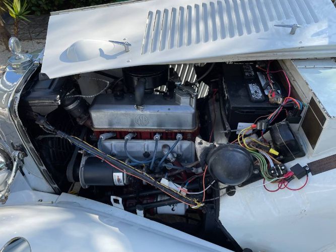 Unknown-Td-1952-White-10
