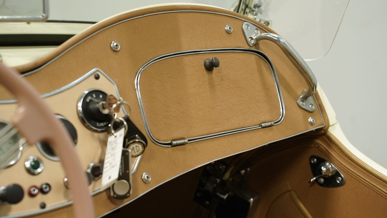 Unknown-Td-1953-Cream-Tan-12
