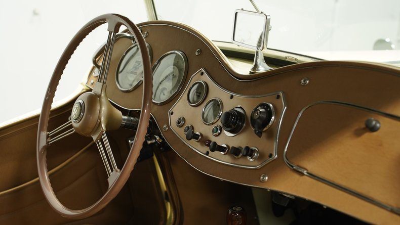 Unknown-Td-1953-Cream-Tan-16