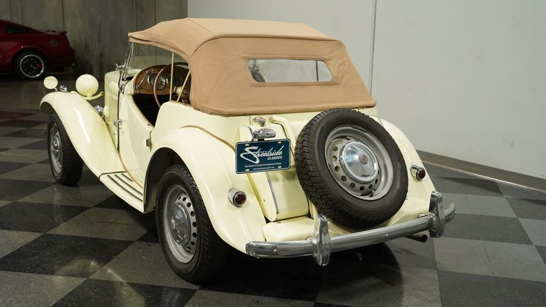 Unknown-Td-1953-Cream-Tan-24