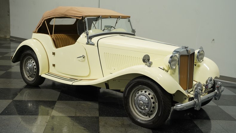 Unknown-Td-1953-Cream-Tan-29