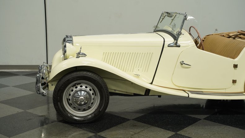 Unknown-Td-1953-Cream-Tan-33