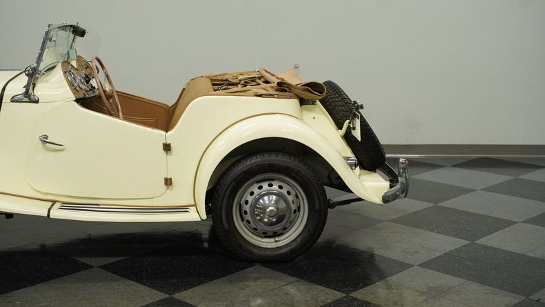 Unknown-Td-1953-Cream-Tan-34