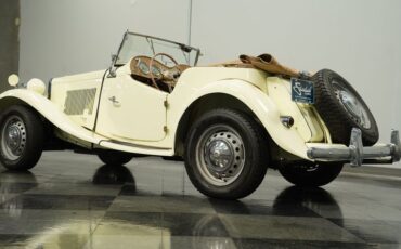 Unknown-Td-1953-Cream-Tan-35