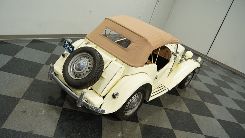 Unknown-Td-1953-Cream-Tan-36
