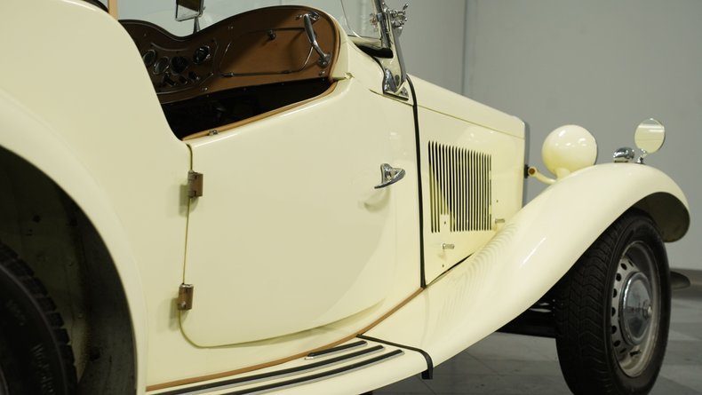 Unknown-Td-1953-Cream-Tan-37