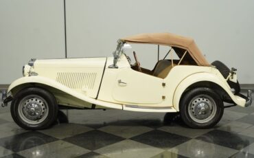 Unknown-Td-1953-Cream-Tan