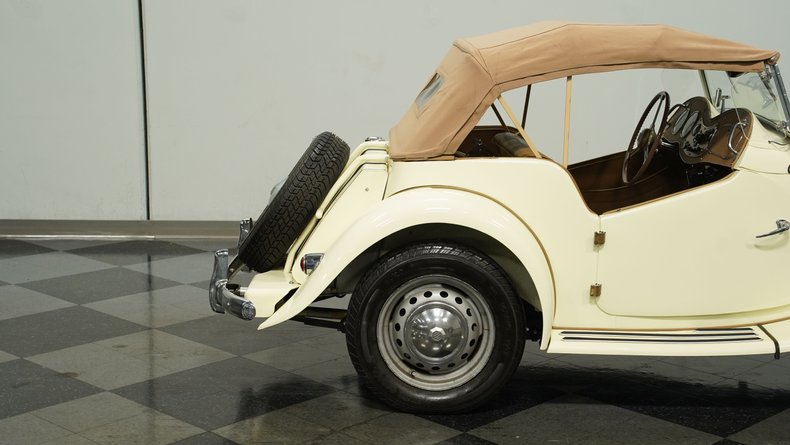 Unknown-Td-1953-Cream-Tan-38