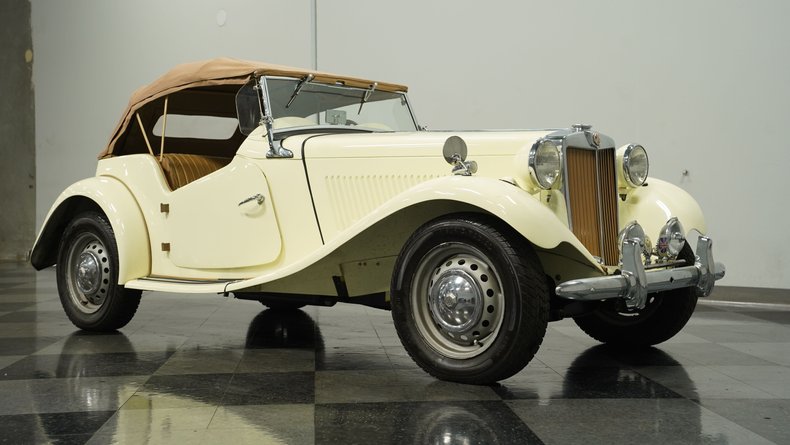 Unknown-Td-1953-Cream-Tan-39