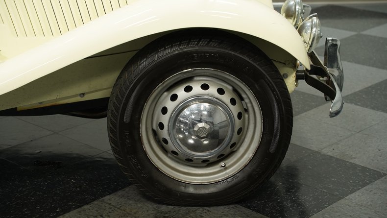 Unknown-Td-1953-Cream-Tan-49