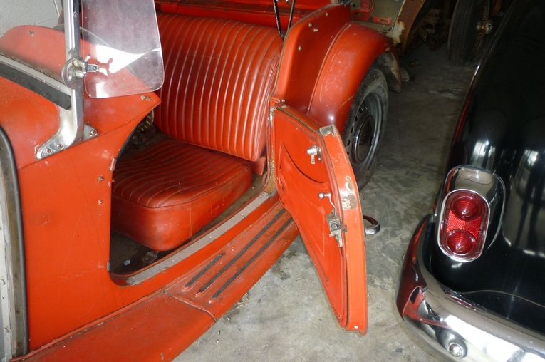 Unknown-Td-1953-Red-Red-10