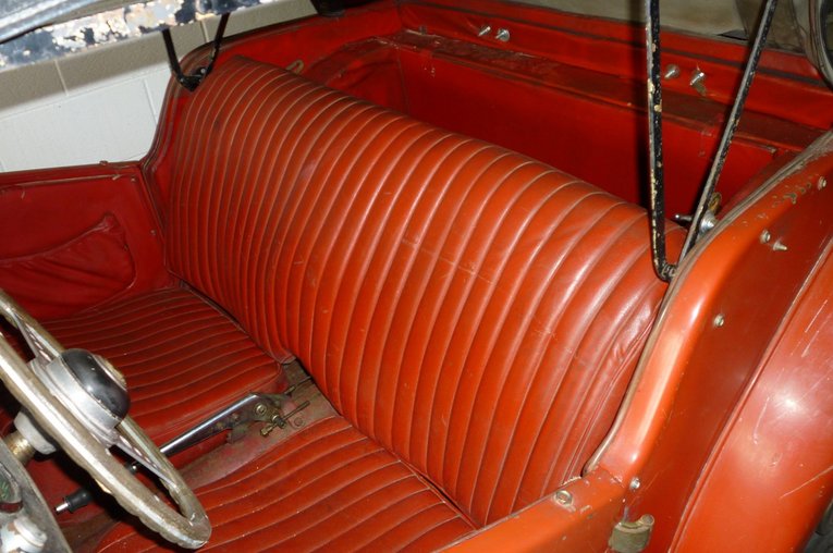 Unknown-Td-1953-Red-Red-3