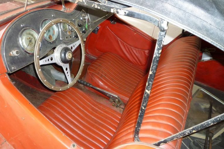 Unknown-Td-1953-Red-Red-5
