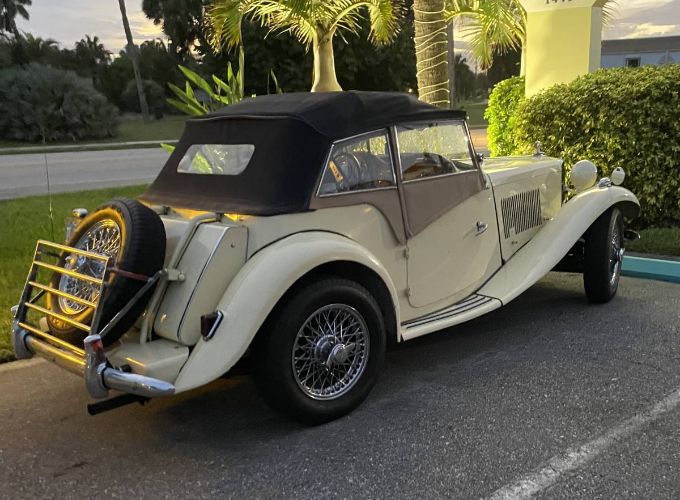 Unknown-Td-1953-Yellow-1