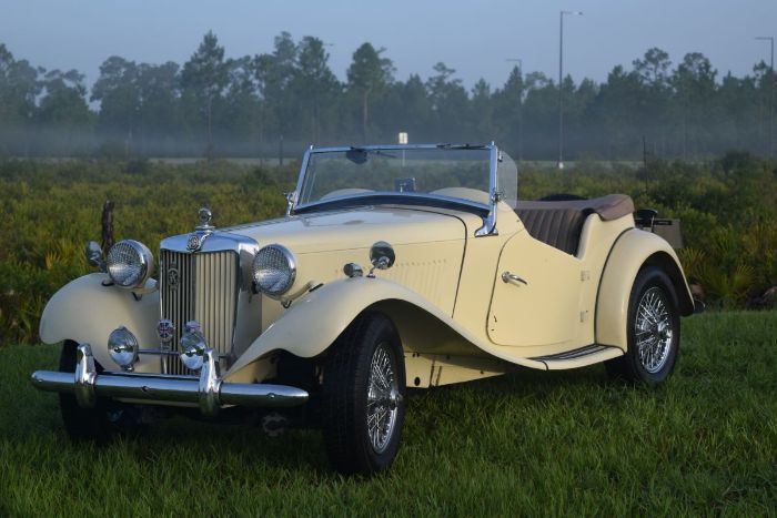 Unknown-Td-1953-Yellow-13