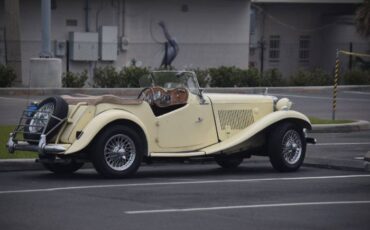 Unknown-Td-1953-Yellow-15
