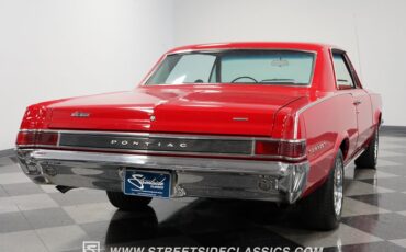 Unknown-Tempest-1965-Montero-Red-Red-19