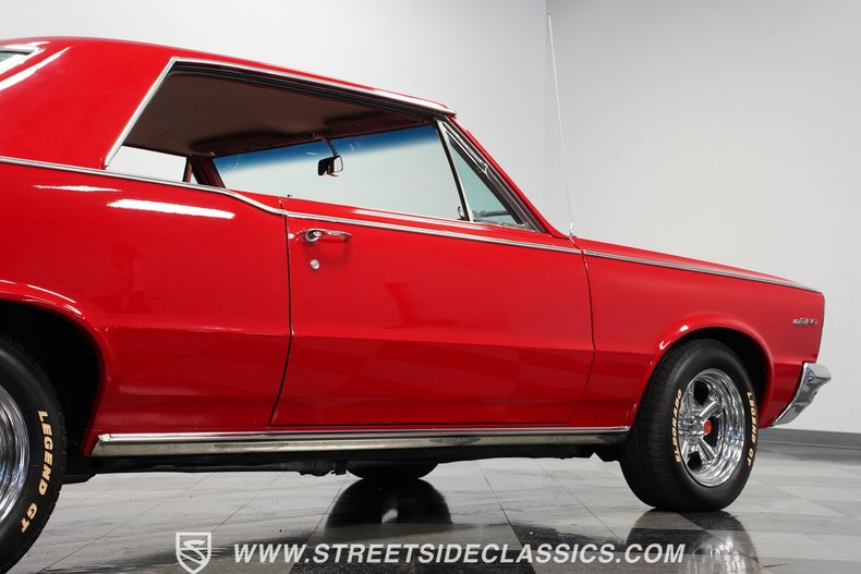 Unknown-Tempest-1965-Montero-Red-Red-32