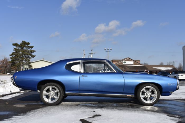 Unknown-Tempest-1968-Blue-Black-2