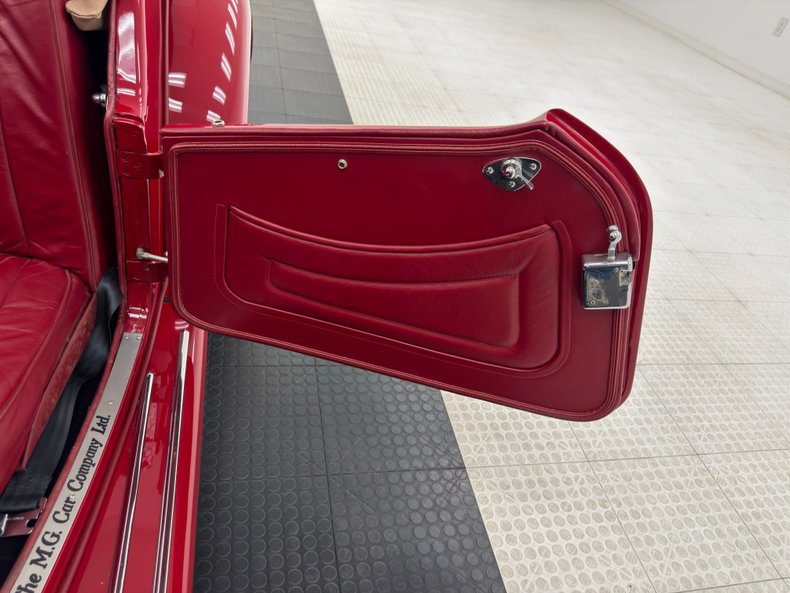 Unknown-Tf-1954-MG-Red-Red-42