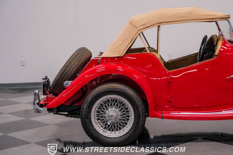 Unknown-Tf-1955-Red-Beige-21