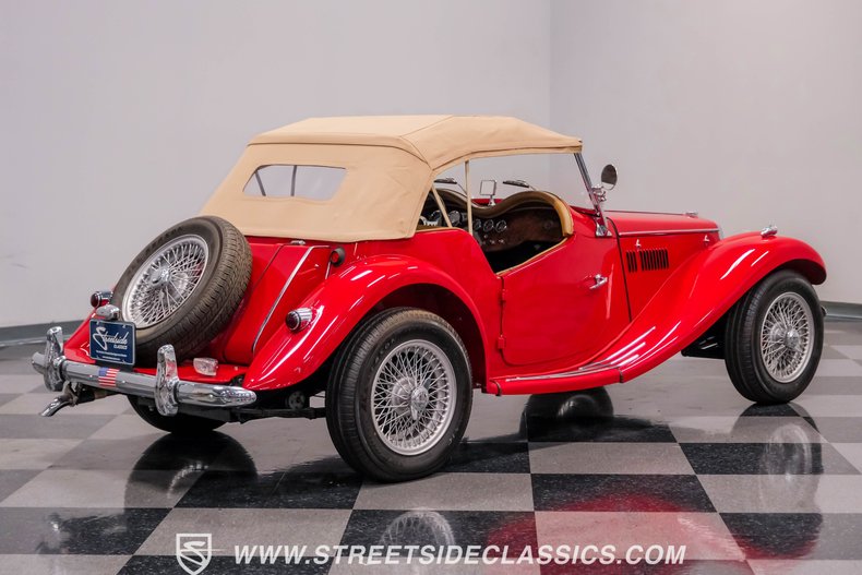 Unknown-Tf-1955-Red-Beige-27