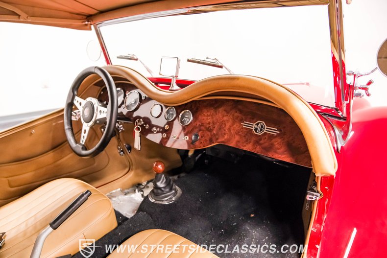 Unknown-Tf-1955-Red-Beige-48