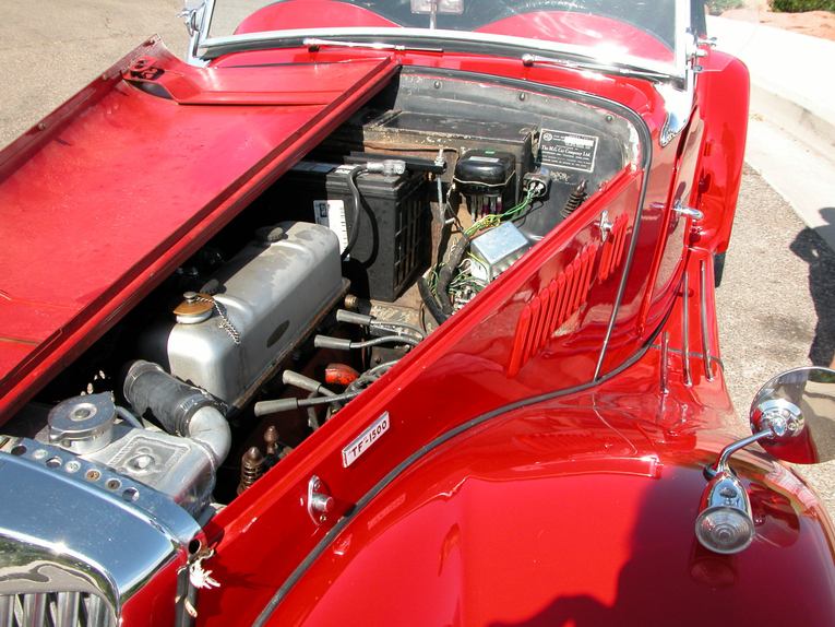 Unknown-Tf1500-1955-Red-black-1