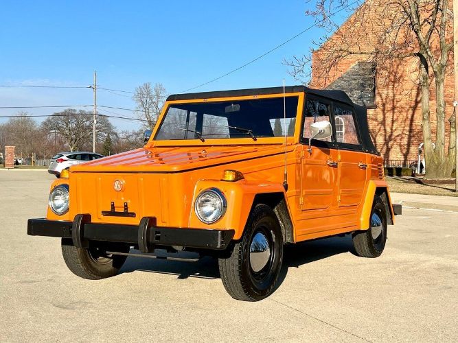 Unknown-Thing-1973-Orange-Black-3