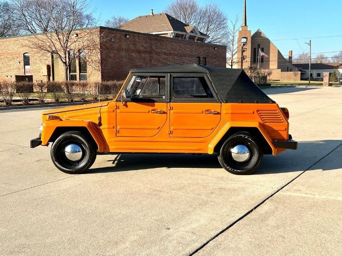 Unknown-Thing-1973-Orange-Black-9